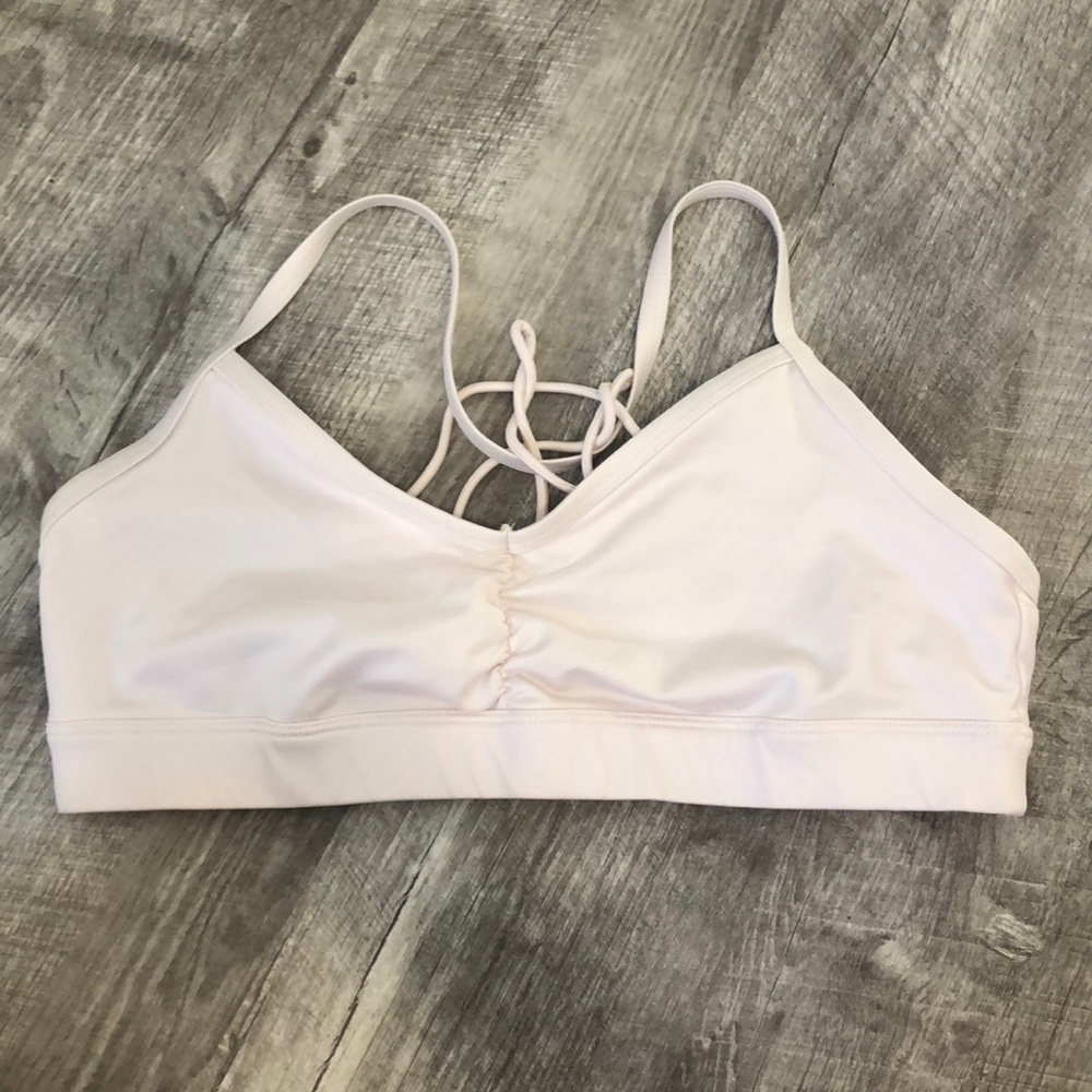 Alo | Cream Sports Bra